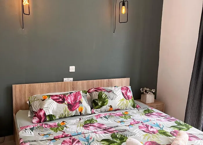 Central Sliema Stay Cozy For 4 Guests, Air-Conditioned, Self Check-In