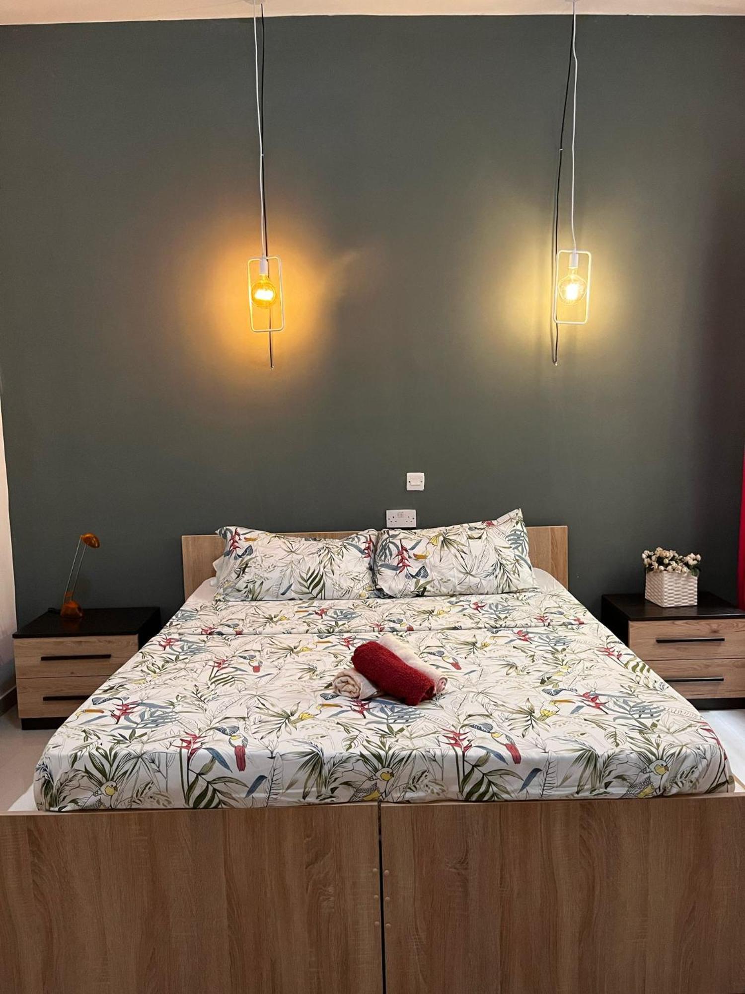 Habitación en casa particular Cozy For 4 Guests, Air-conditioned, Self Check-in *